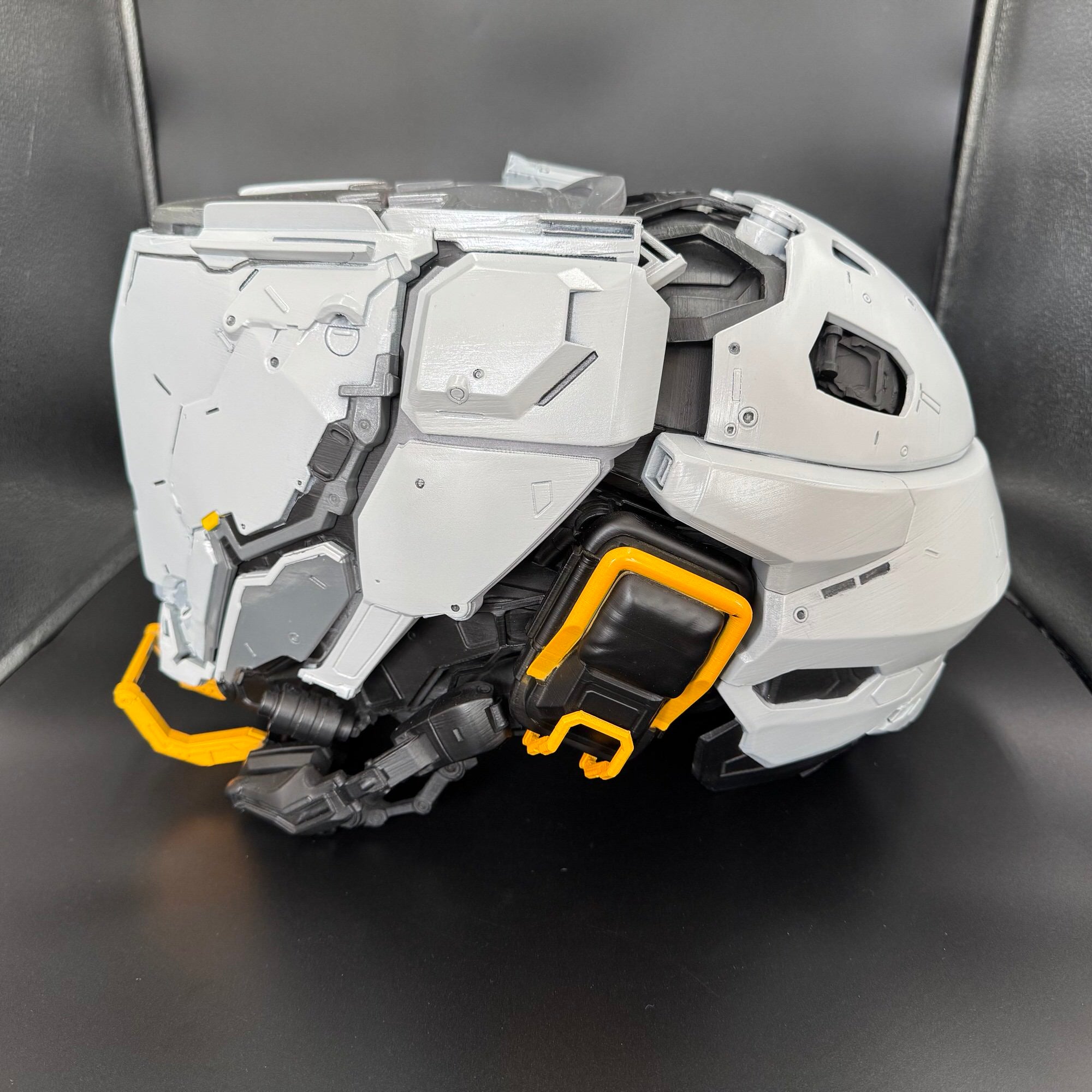 Pragmata Hugh Helmet
